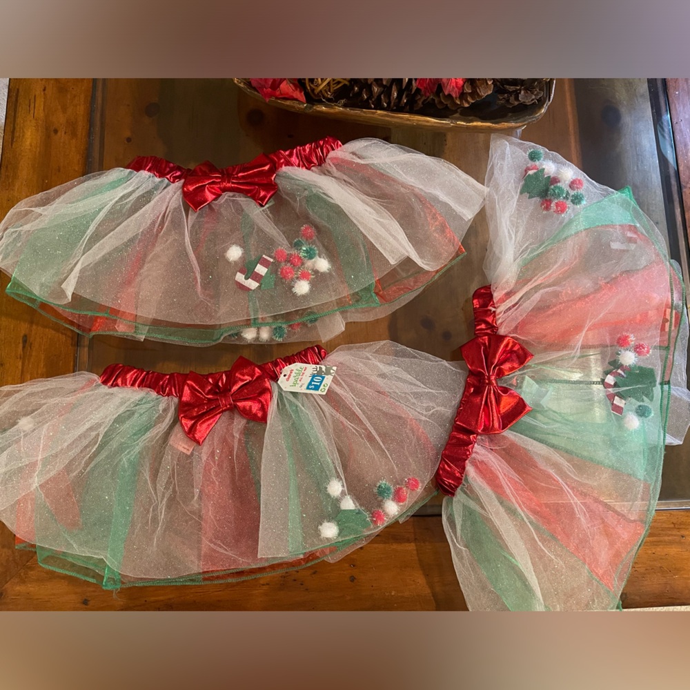 3 Christmas Tutus in Red/Green/White Sparkly with Shiny red bow waist. Child M/L